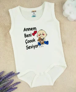 Annem Beni Çok Seviyor Yazılı Sıfır Kol Zıbın Body: Bebeğinizin Sevgisini Gösteren Tatlı Bir Hediye